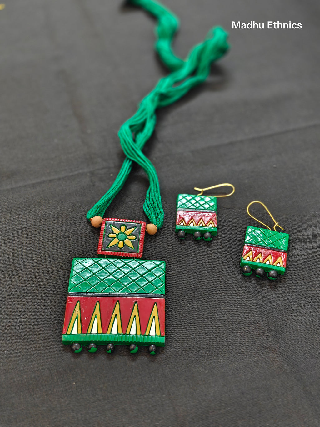 Terracotta jewellery sets(pack of 5)