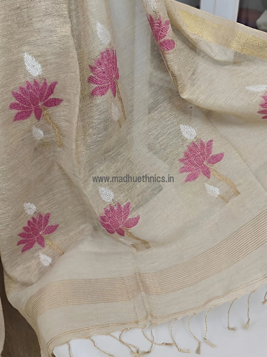 Tissue linen Jamdani saree