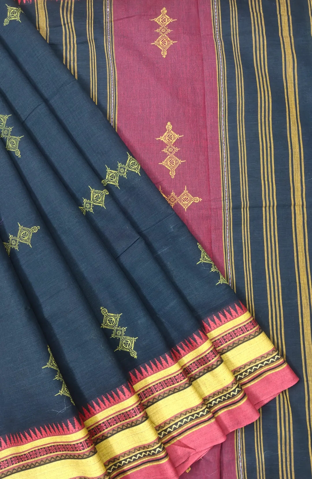 Kajal: Black handloom block printed saree