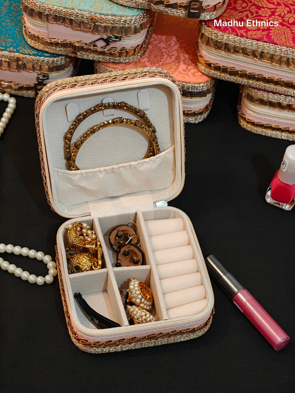 Brocade Jewellery box(pack of 5)