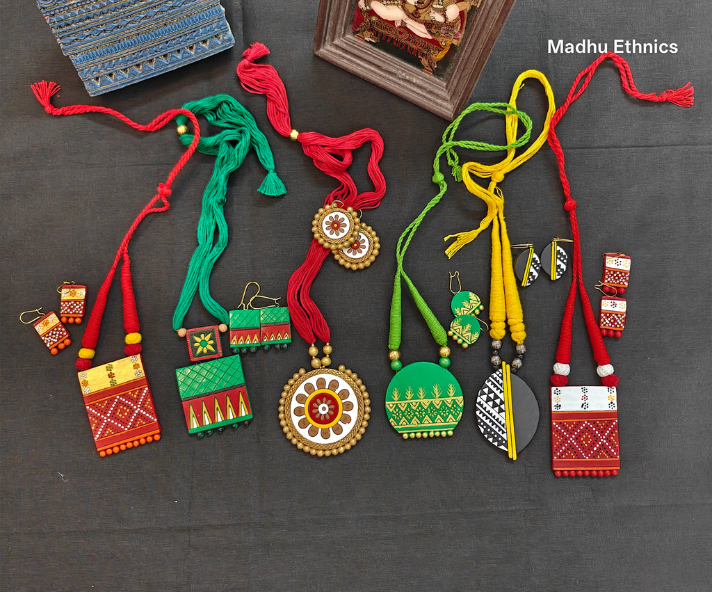 Terracotta jewellery sets(pack of 5)
