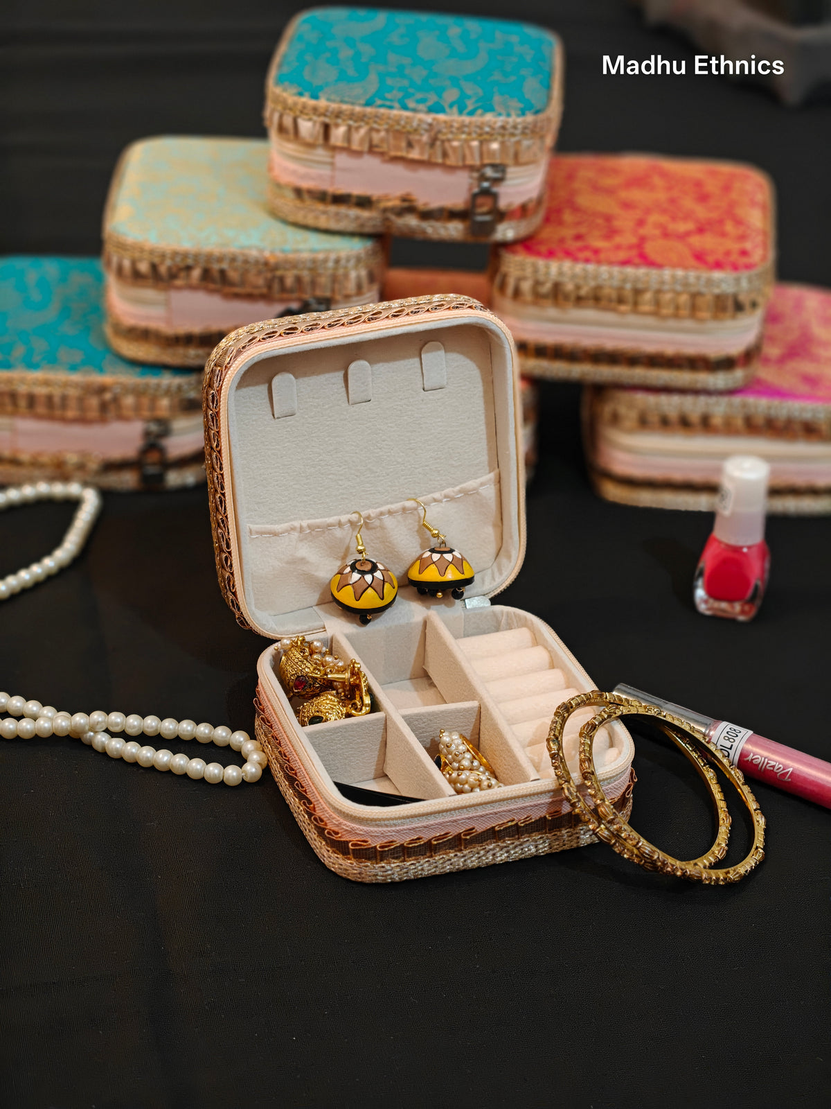 Brocade Jewellery box(pack of 5)